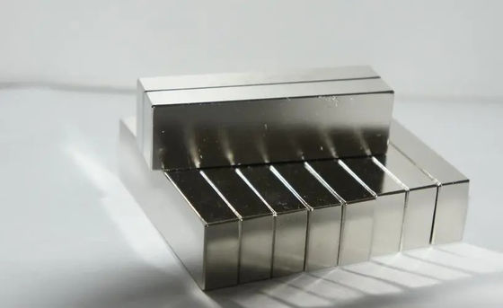 مغناطيس نيوديميوم N45 بلوك Zn طلاء مغناطيس قوي نيوديميوم بار