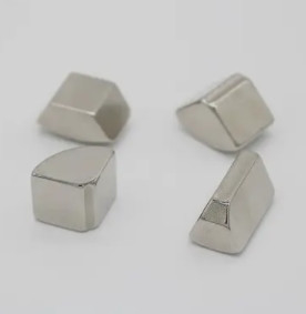 ندفيب Rare Earth Metal مغناطيس N35-N52 كتلة مغناطيسية قوية لمكبرات الصوت / أجهزة الاستقبال