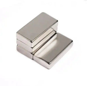 مغناطيس كتلة كبير ندفيب N42 مغناطيس مخصص الحجم للصناعة